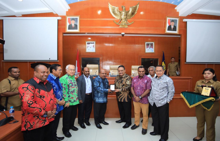 Temui Gubernur, DPD RI Akan Perjuangkan RUU Otsus Plus
